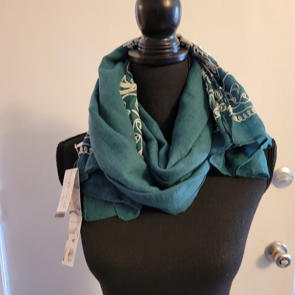 New Every Wear Scarf